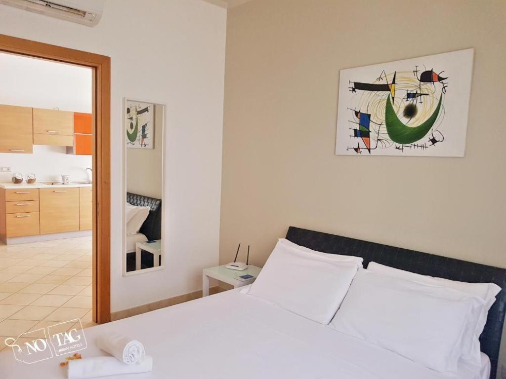 Colonna Rooms & Apartment Trani Exteriér fotografie