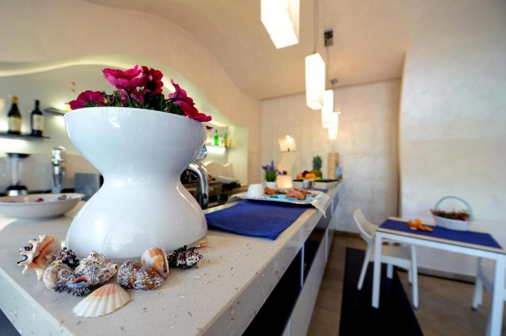 Colonna Rooms & Apartment Trani Exteriér fotografie